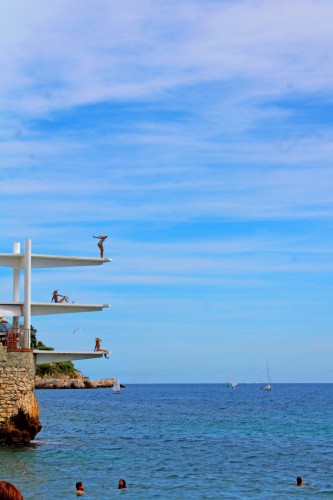 Donne in tuffo . Nizza Porto - Manichini