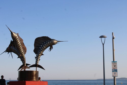 MONUMENTO PESCE VELA IMG_0714